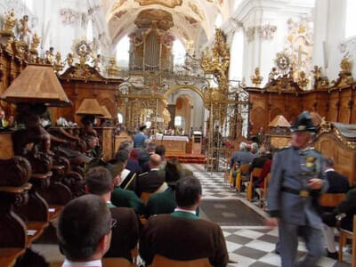 Requiem für Otto von Habsburg in Stams am 10.07.20 Bild 11