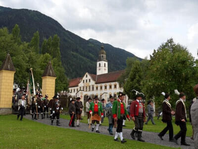 Requiem für Otto von Habsburg in Stams am 10.07.20 Bild 32