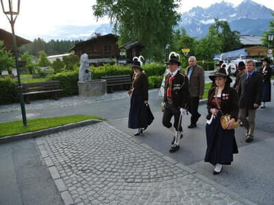 Schützenjahrtag Oberndorf  07. 06. 2013  Bild 71