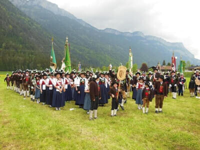 Bat. Schützenfest Waidring 17.05.2015 Bild 9