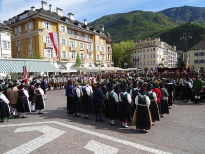 Kreuzsegnung Bozen 18.04.2015 Bild 74