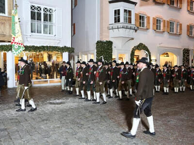 Landesüblicher Empfang in Kitzbühel 21.01.2016 I Bild 6