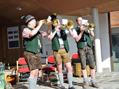 Trachtenmodeschau Oberndorf 07.10.2017 Bild 13