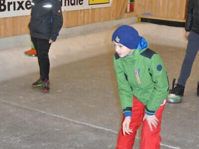 JS Eisstockschießen in Brixen 11.02.2017