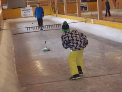 JS Eisstockschießen 2018 Brixen Bild 1