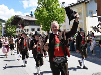 Baon-Fest Kössen Umzug 19.05.2019 Bild 39