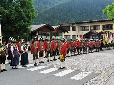 Einmarsch und Kranzniederlegung  Bild 21