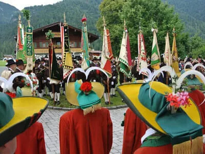 Einmarsch und Kranzniederlegung  Bild 39