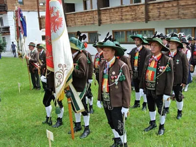 Feldmesse und Ehrungen Bild 30