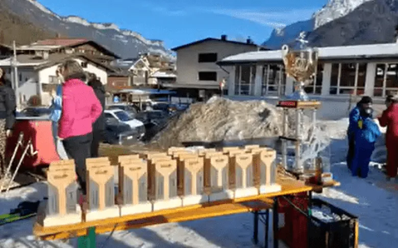 Schirennen-in-Waidring